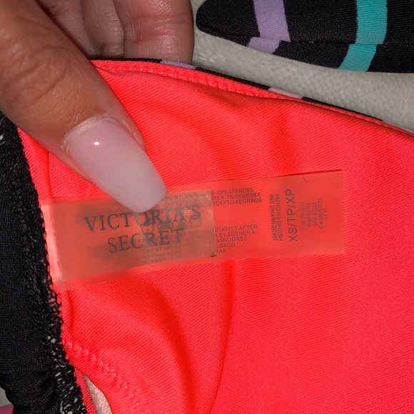 Victoria’s Secret Bikini Top - Picture 3 of 3
